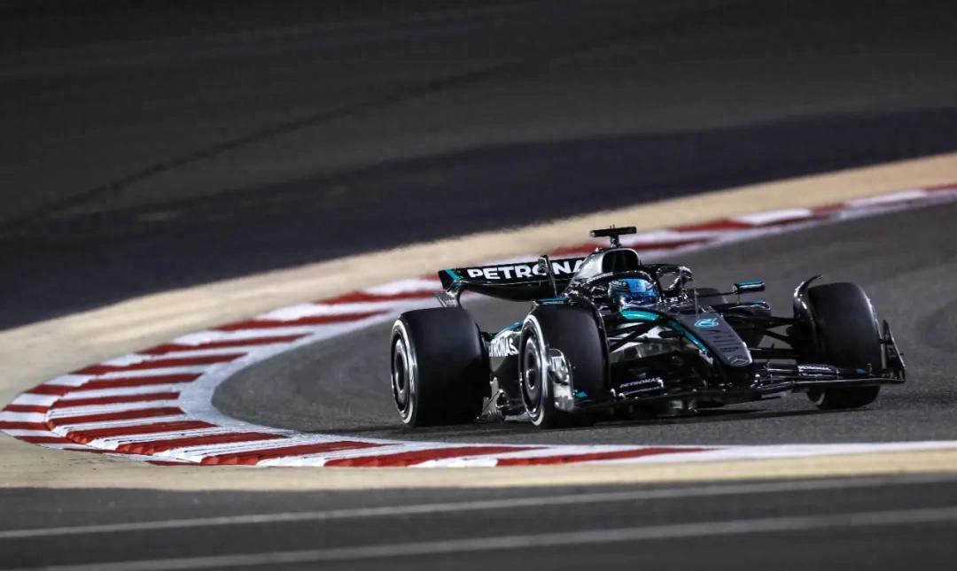 哈斯车队完胜阿斯顿马丁,拉塞尔高光表现 哈斯车队完胜阿斯顿马丁,拉塞尔高光表现